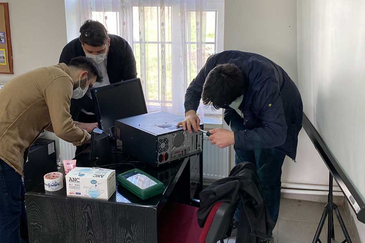 Köy Okullarına Destek Projesi