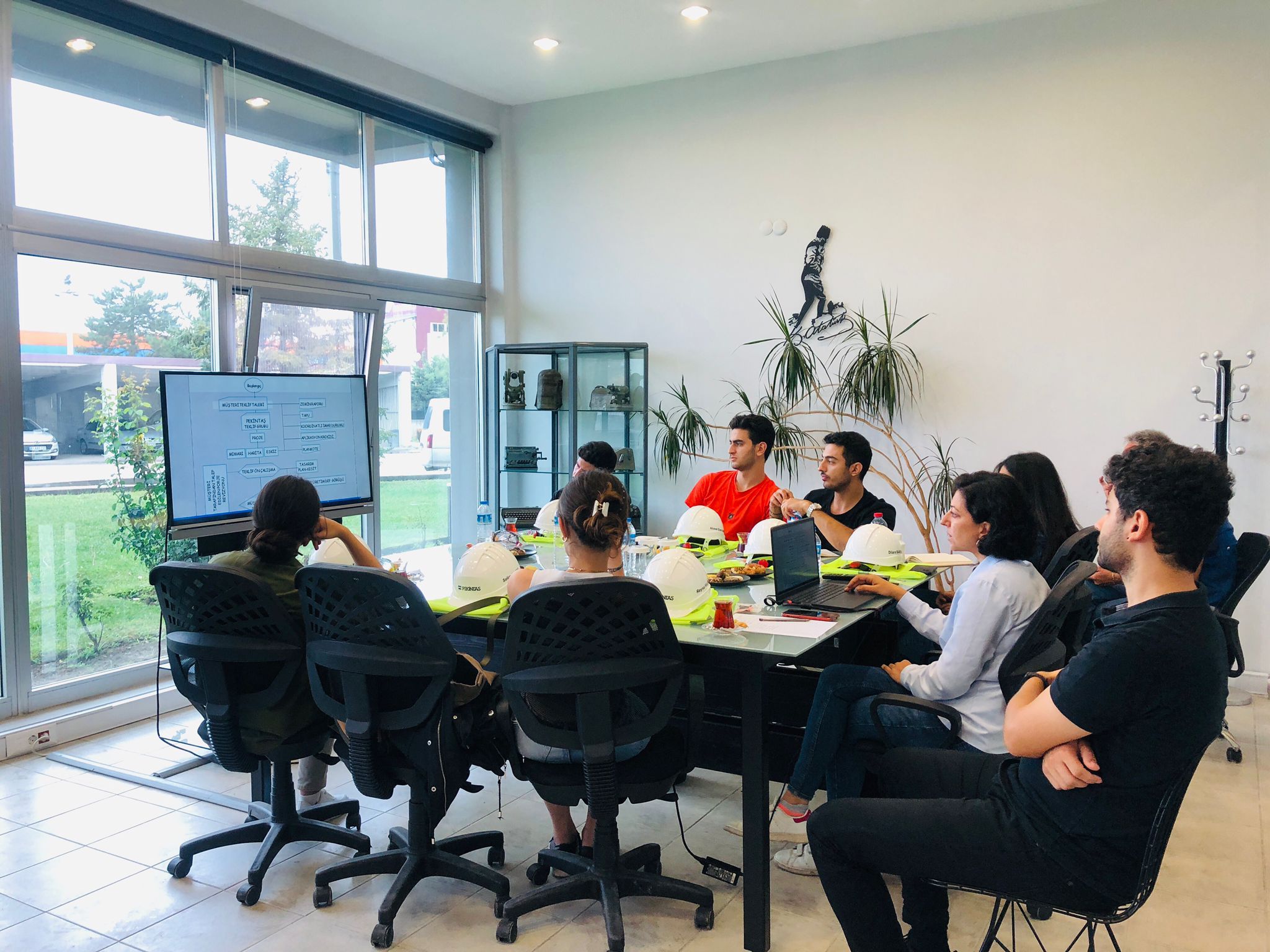 Üniversite Staj Programları ve Eğitim Destekleri